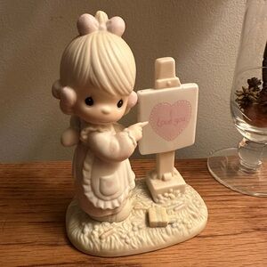 1987 Enesco Precious Moments MEMBERS ONLY "Loving You Dear Valentine" PM-874